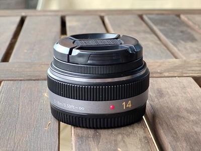 PANASONIC LUMIX G 14mm F2.5 F/2.5 ASPH AF Prime Fixed Lens Silver