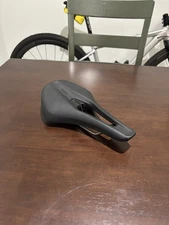 Fizik Tempo Argo R3 Saddle, 150 Mm, Black, Kium Rails