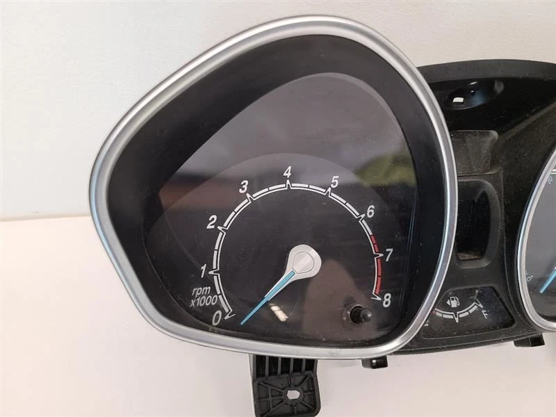 Ford Fiesta 2015 16 2017 velocímetro clúster MPH ID D2BT10849GAR  Foto 3 de 4