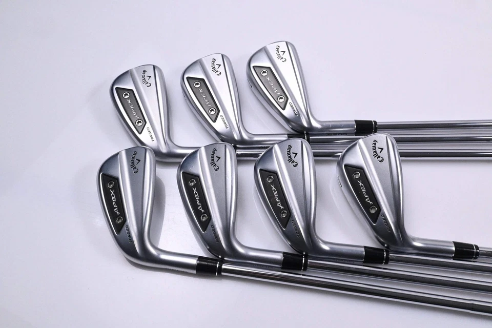 Left Hand Callaway Apex Ai200 Irons / 5-PW+AW / Regular Flex Dynamic Gold Mid - Image 2 of 4