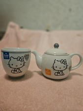 Hello Kitty Sanrio Teapot and Cup w/ Embrossed Hearts
