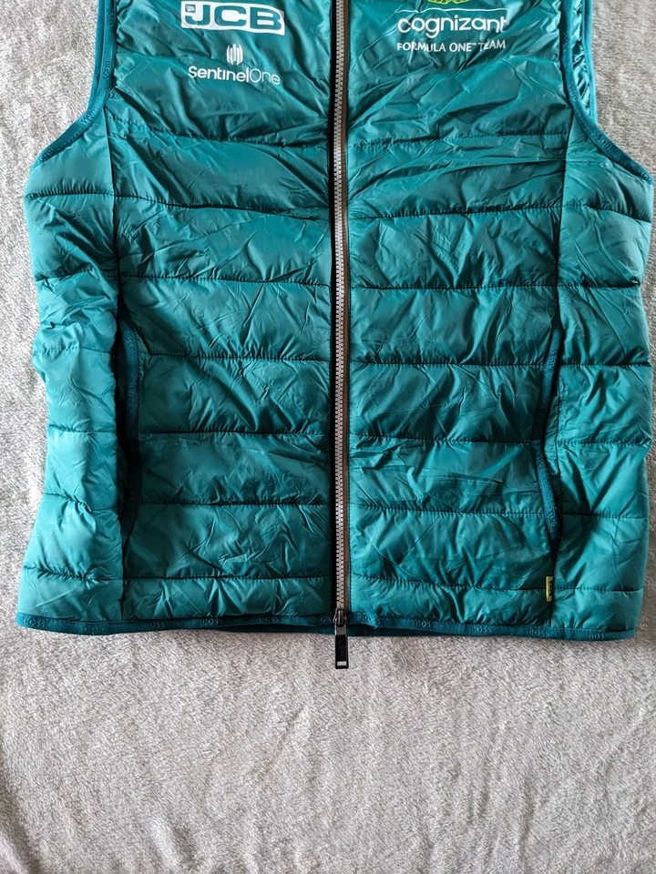 Aston Martin Racing F1 - Team Issue Gilet Bodywarmer Jacket - Small - Image 3 of 4