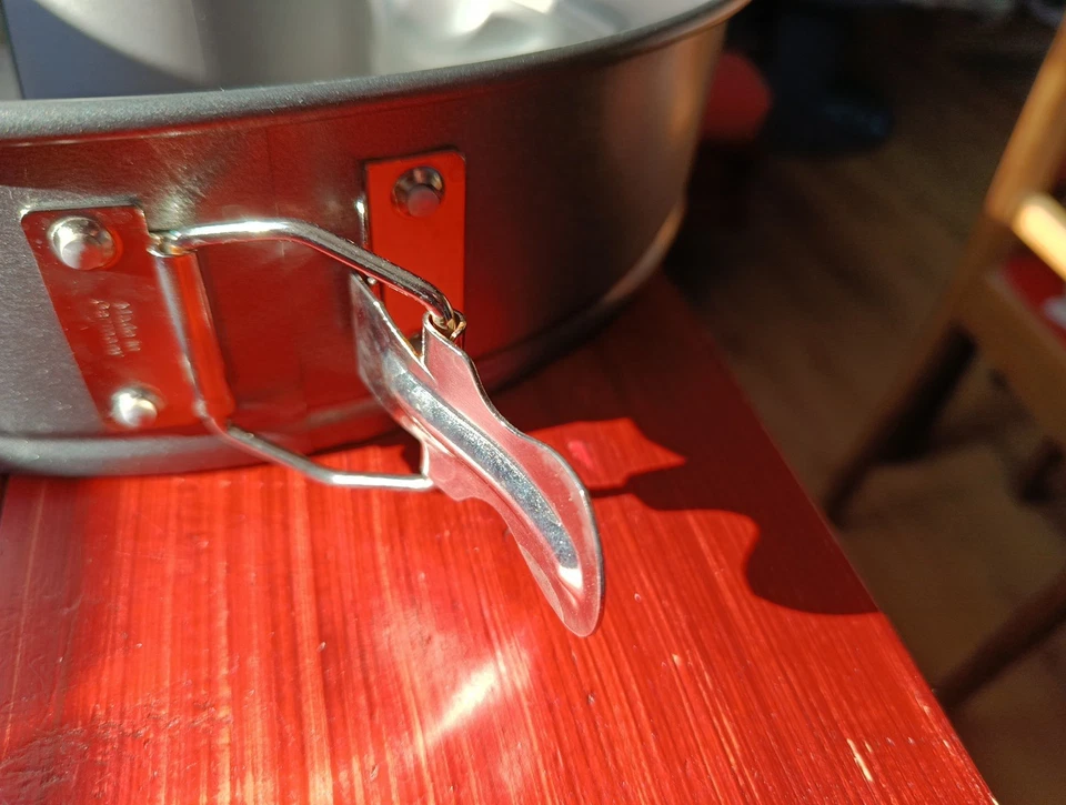 Backe, Backe, Kuchen, Kaiser  Ø26cm Springform, mit Gugelhupf-Form - Bild 3 von 3