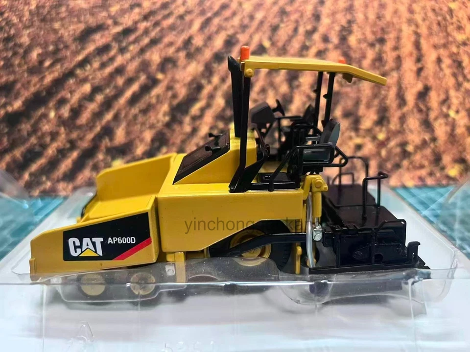 1:50 Norscot Caterpillar Cat AP600D Asphalt Paver  Scale DieCast Model 55259 - Image 2 of 4