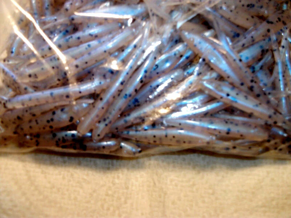 200-2 1/4"-CRAPPIE-PANFISH-OLOR-JIG-GRUBS-disparo de gota-cola dividida-minnow-lote-fluke Foto 2 de 4