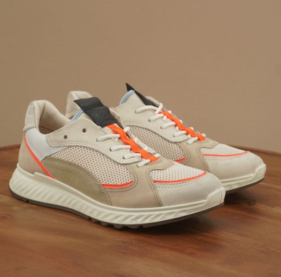 Ecco Womens ST.1 W Athletic Sneakers Shoes Beige Leather Mesh Size 37EU - 6US