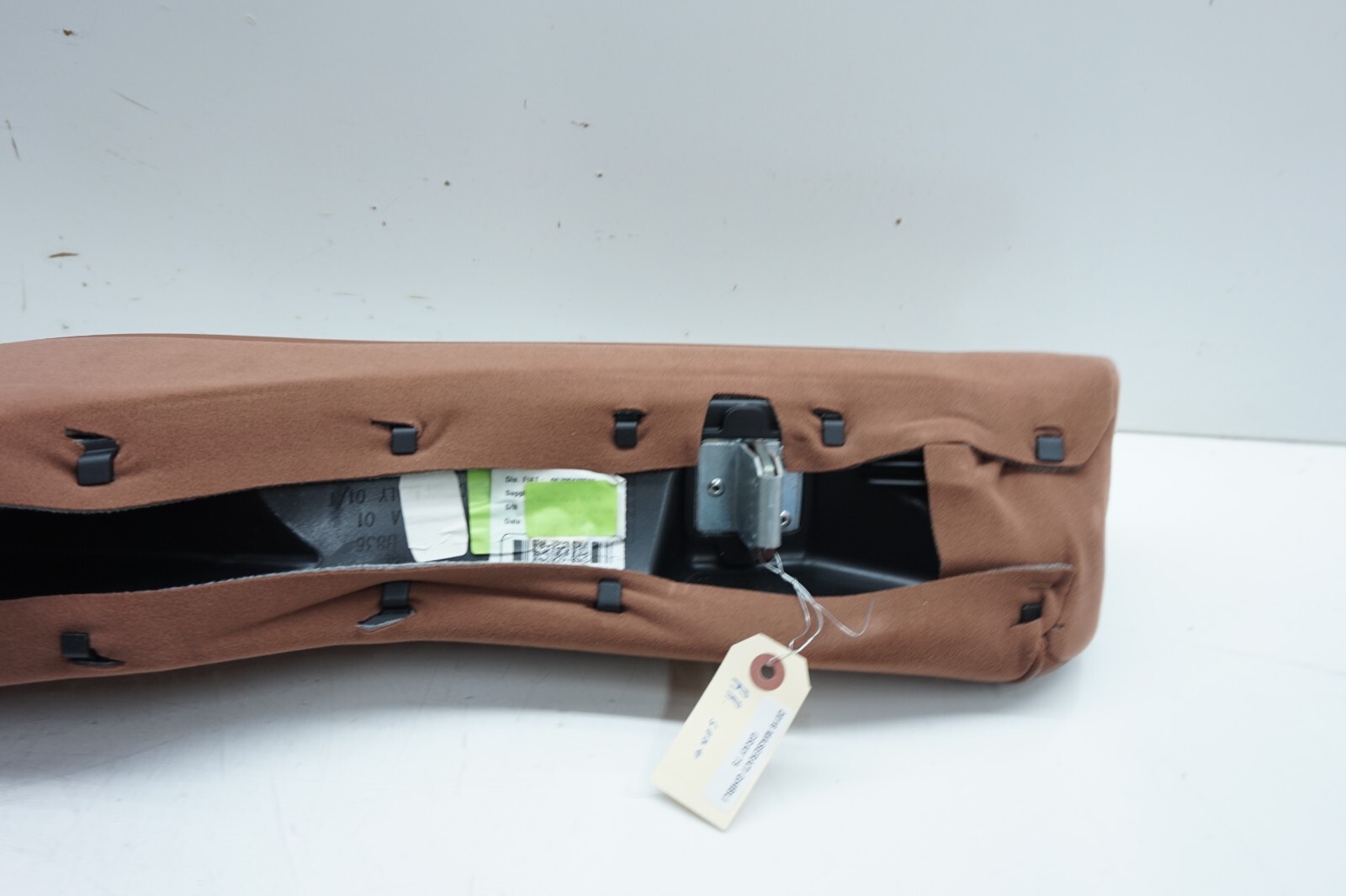 2014-2019 Maserati Ghibli OEM Right Rear Bolster Cushion Pad 06700410530