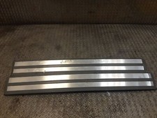 MERCEDES-BENZ E-Klasse W210 T&uuml;rschwelle Rand Set 2106800535