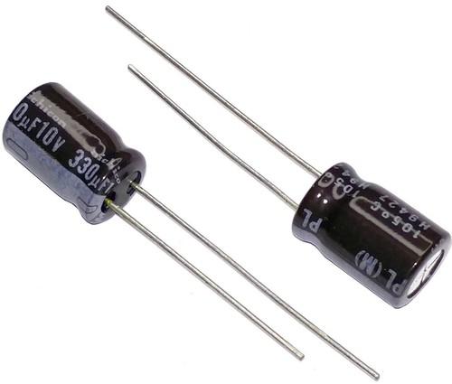 Lotto Di 5 Condensatori Nichicon 2700uF 35V – 105°C, Radiali 16x40mm, Nuovi