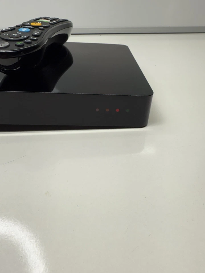 TIVO BOLT VOX+ 3TB TCD849300V 4K DVR As Is Does Not Power On Lights Flashing - Image 2 of 4