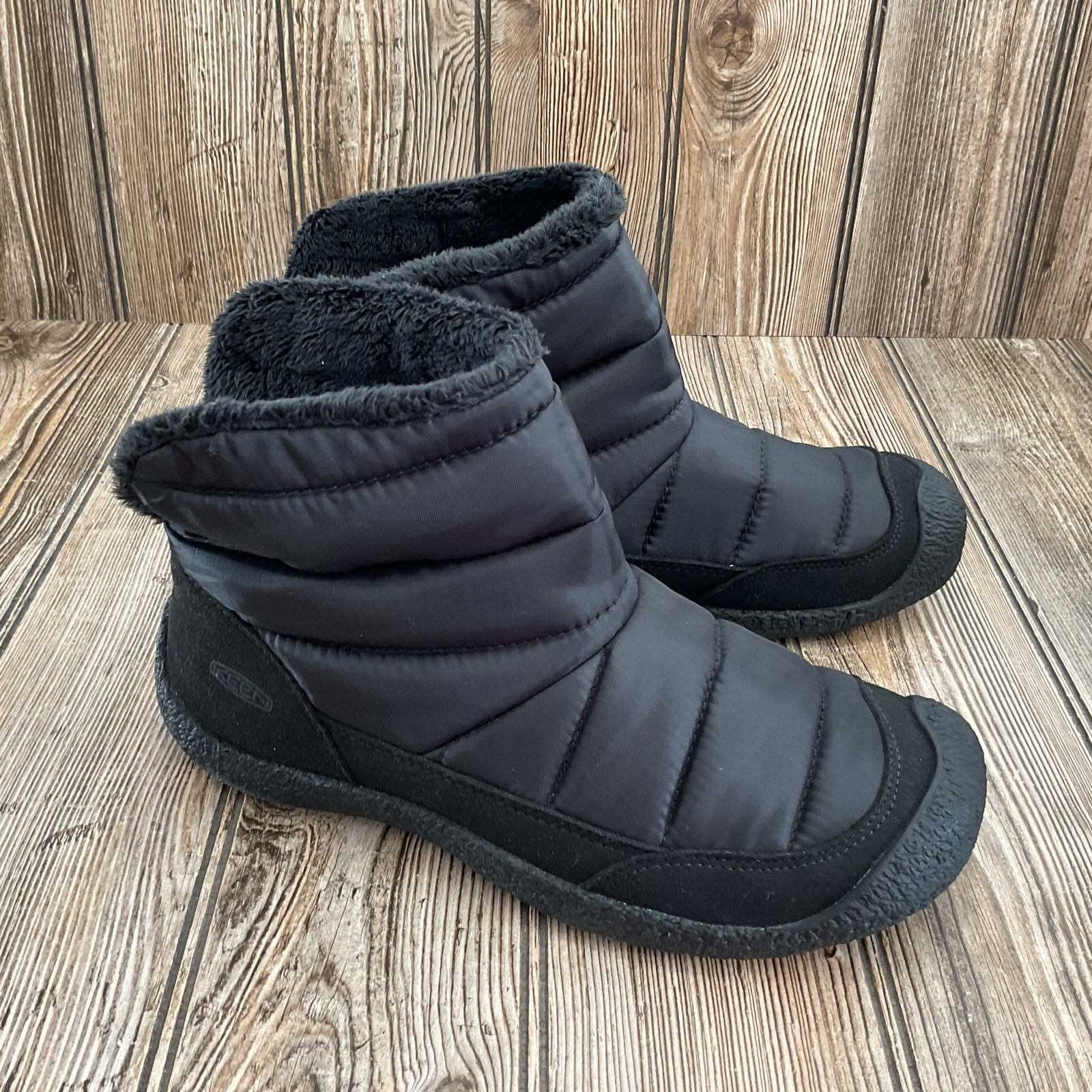 Keen scarpe donna Howser pieghevoli nere stivaletti outdoor taglia 9 5 NUOVE