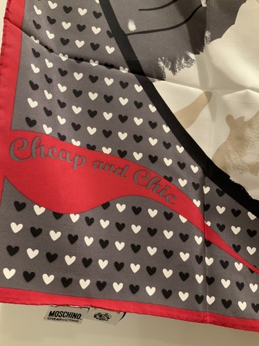 MOSCHINO “Olive Oil Motif” 100% SILK WOMEN’S Scarf/Stole (35-inch Square)—NWT - Picture 4 of 7