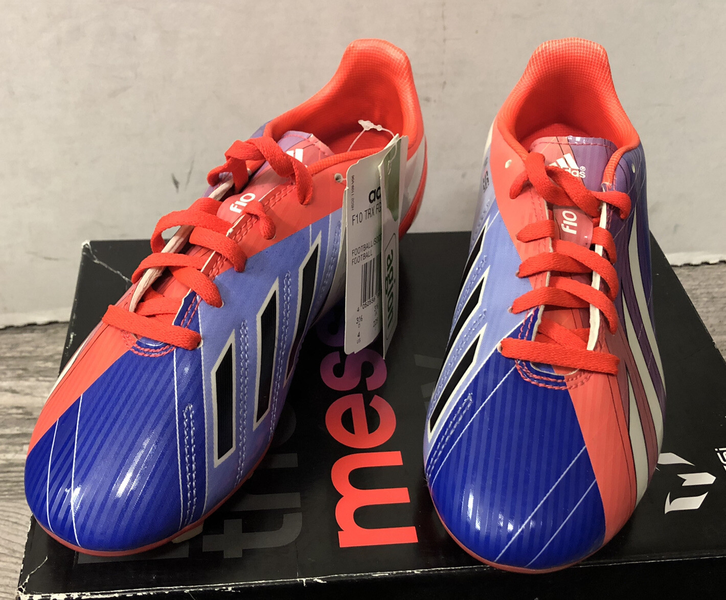 Chaussures de foot Adidas F10 TRX FG J Messi taille 36 pour terrain sec