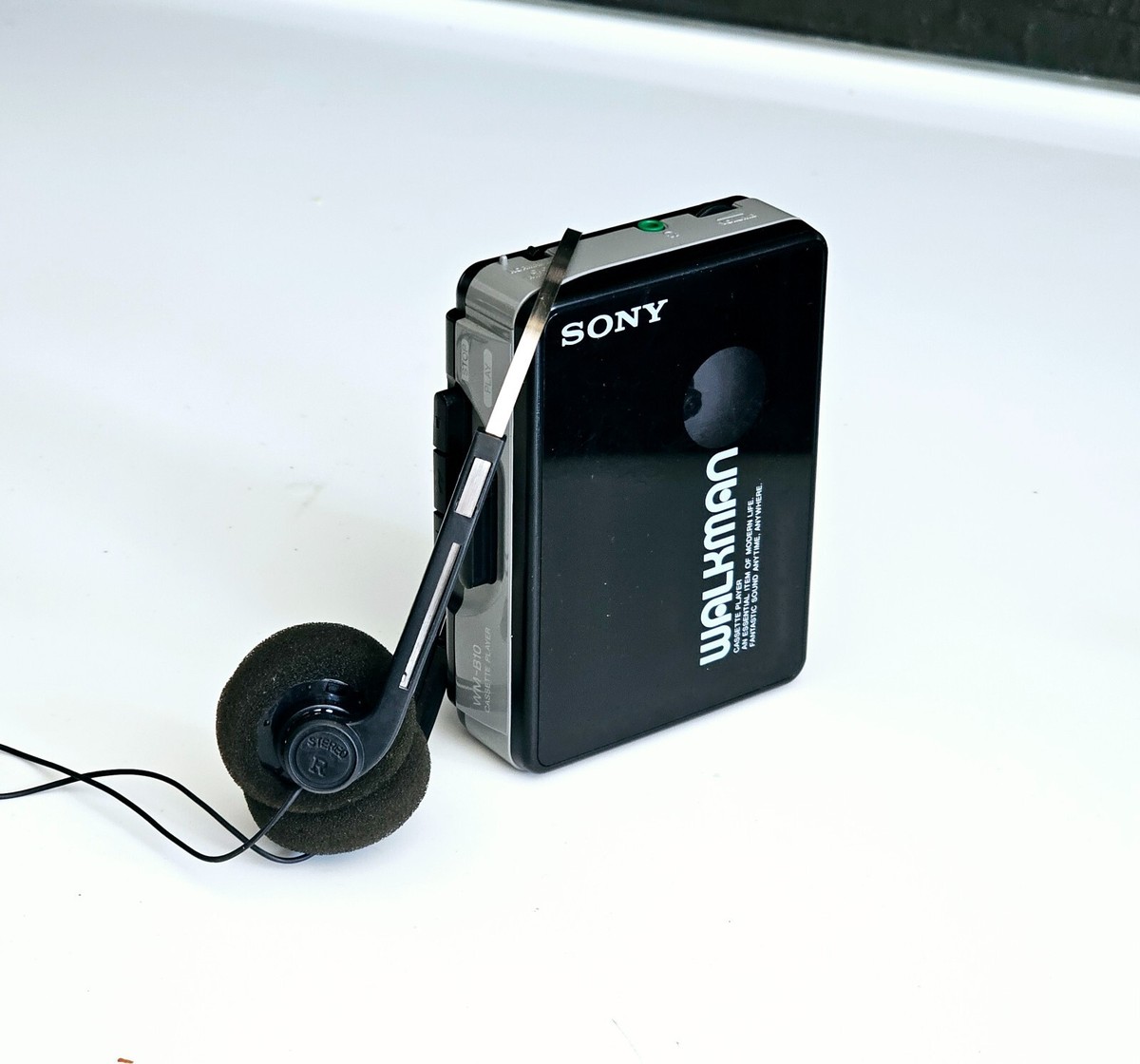 [レア整備品]ソニーカセットウォークマン sony WM-B10 Sony Walkman WM-B10 Blue Portable Cassette Player
