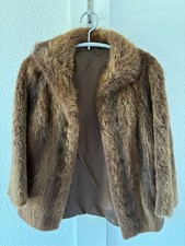 Elegante braune Echtfell-Pelzjacke in sehr ge...
