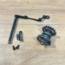 2004 03-05 Kawasaki KX125 KX 125 / OEM Nice POWER VALVE LINKAGE ARM & GOVERNOR