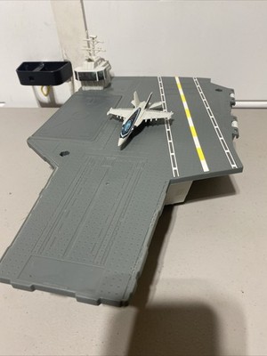 Matchbox Top Gun Maverick Aircraft Carrier 2020 Mattel GNN28