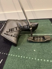 Scotty Cameron 2022 Jet Set Newport LTD Release 34” RH MINT w cover