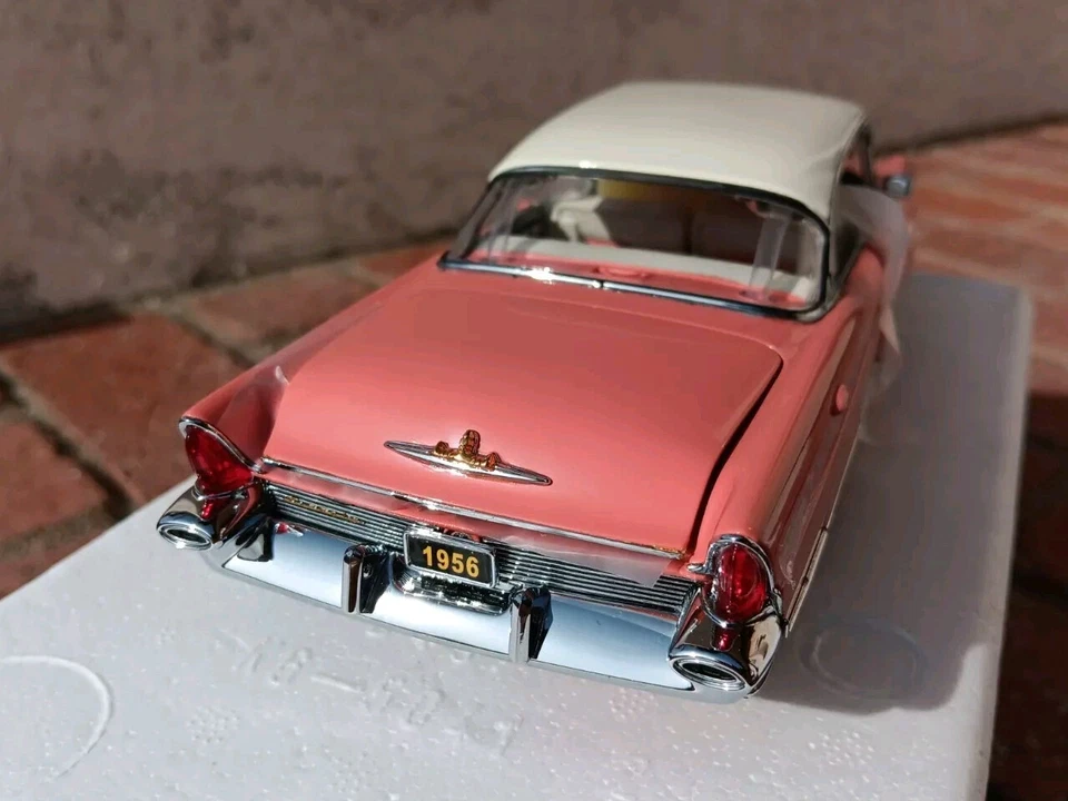 1956 Lincoln Premiere Coupe Hardtop 1:24 Scale Diecast Model Car Danbury Mint - Image 4 of 4