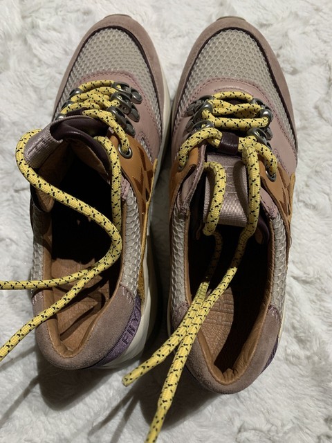 frye willow trek low