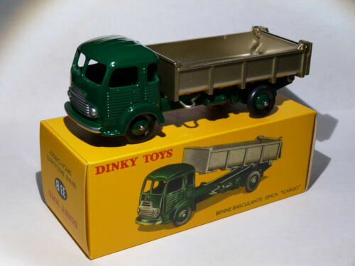 Simca Ariane Taxi rouge et toit noir Dinky-Toys (Editions Atlas