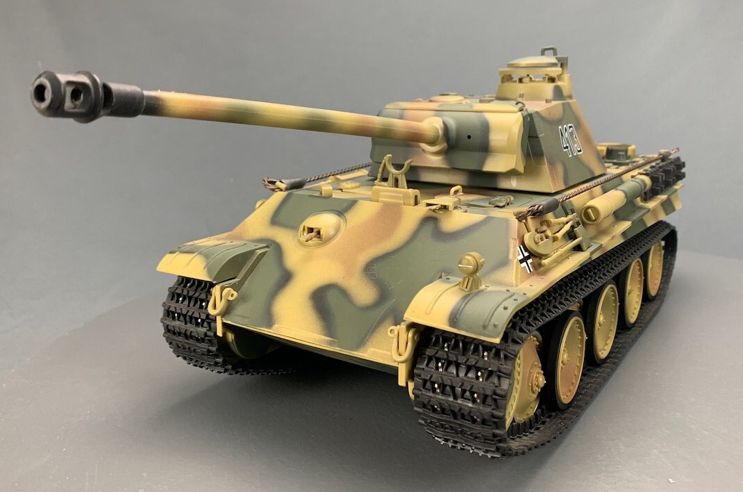 21st Century Toys The Ultimate Soldier WWII German Panther Tank 1