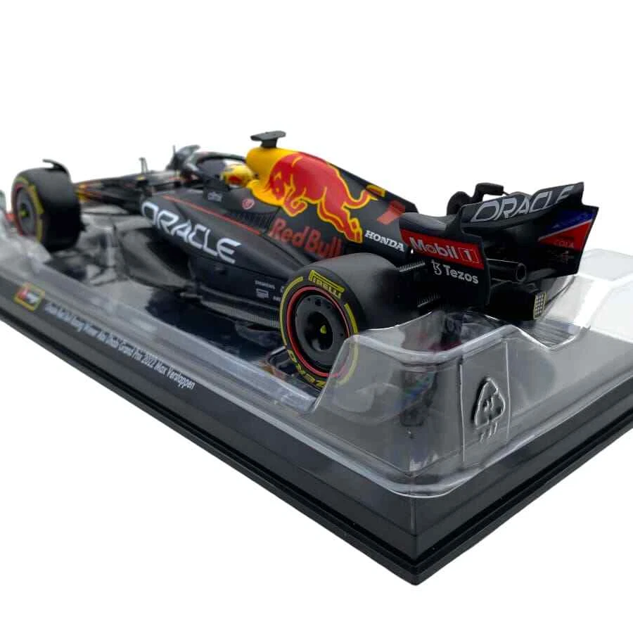 Modellino F1 Bburago 1/24 RedBull RB18 F1 World Champion 2022 Max Verstappen #1 - Immagine 3 di 4