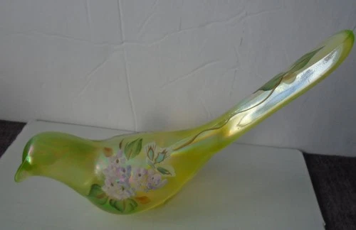 Fenton Bird Topaz Hydrangas Iridescent Hand Signed By Artist