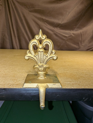 Vintage Greenbrier International Gold Tone Metal Christmas Stocking Holder - Picture 1 of 6