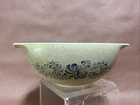 Vintage 2.5 qt PYREX 443 Cinderella Mixing Bowl Tan Blue Homestead with Handles