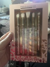 Lot de pinceaux de maquillage Mannakadar