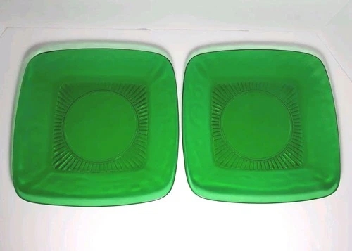 Vintage Anchor Hocking Forest Green Charm Plates 8.25" Square Set Of 2