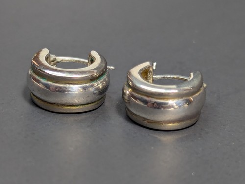 Sterling Silver Huggie Earrings Hoop Pierced 925 Thailand - Picture 11 of 24
