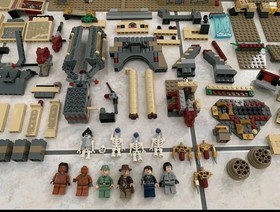 Lego Indiana Jones Sets 7621, 7623, 7627 LOT. Near complete 