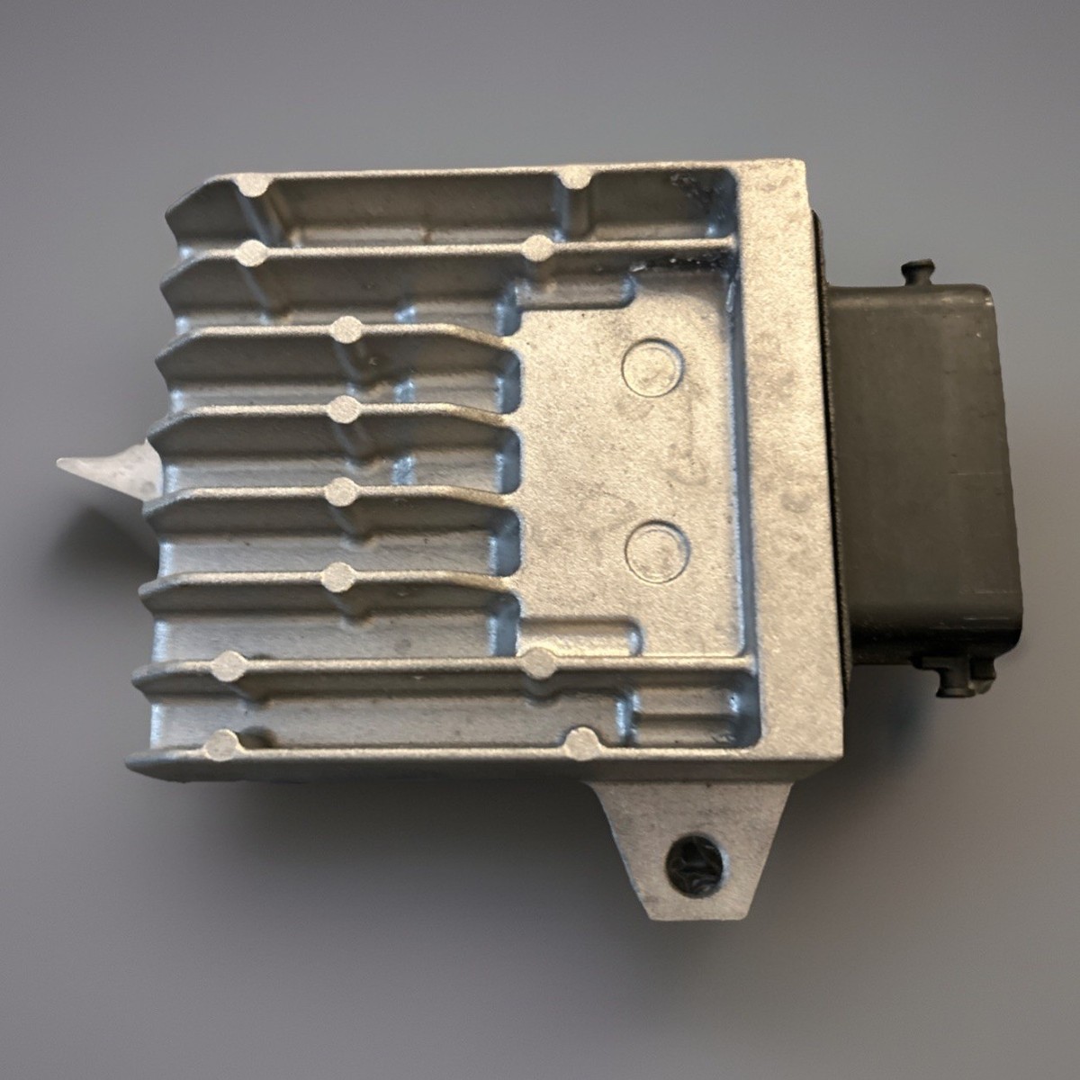 taaamoteページ　３点 Mazda 3 Transmission Computer Control Module Unit TCM TCU L539 18