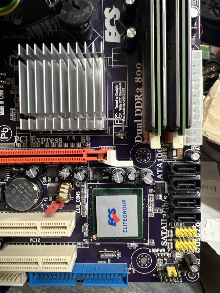 ECS G31T-M Micro ATX Motherboard computer - Image 3 of 4