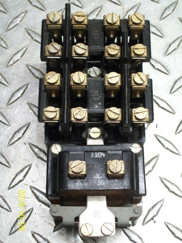 GE CR2810A14AG MACHINE TOOL RELAY 110V COIL