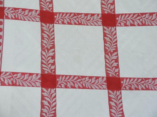 LOVELY VINTAGE TURKEY RED TABLECLOTH~POLKA DOTS & LEAVES~49 x 62 - Picture 6 of 6