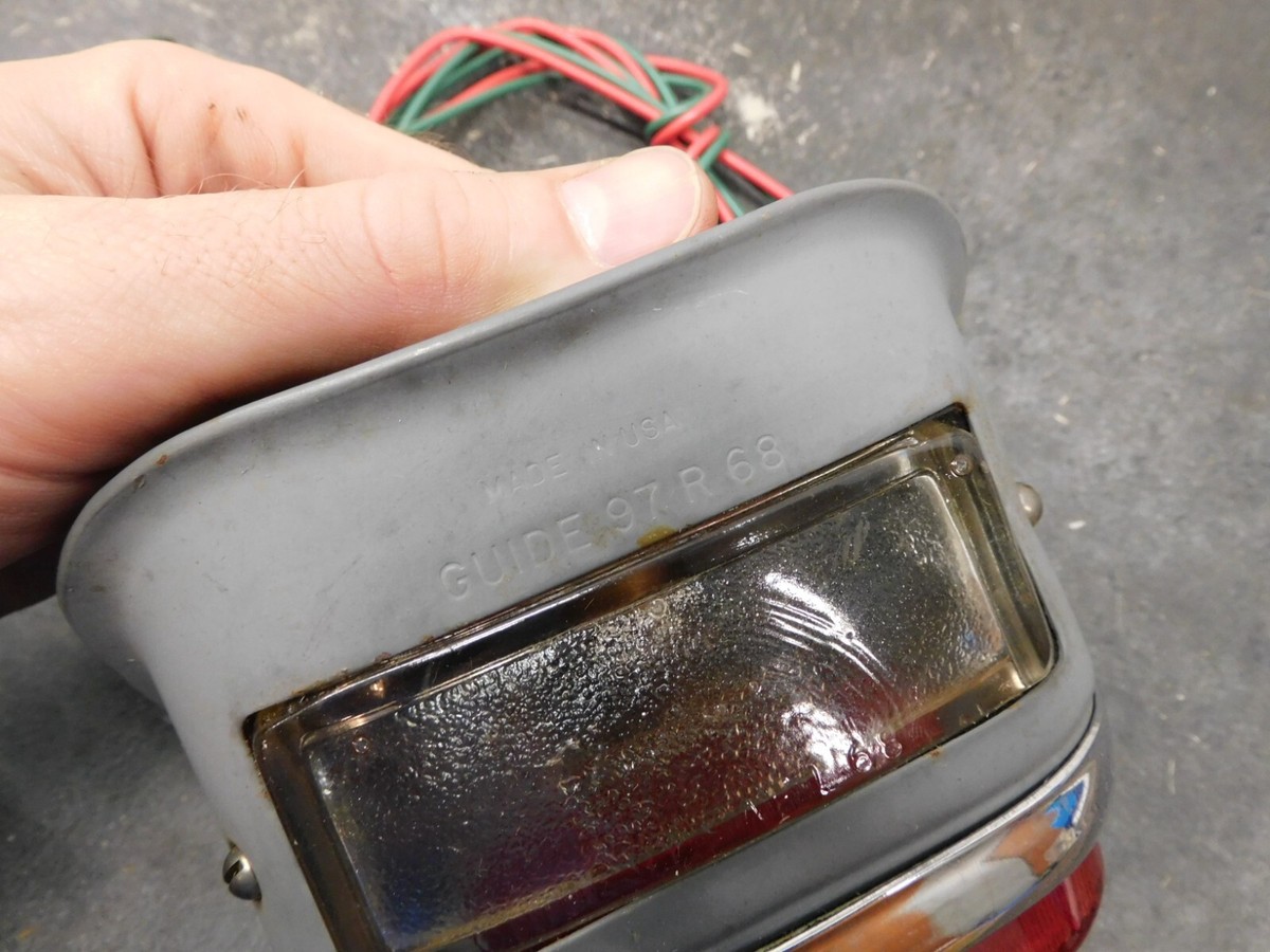 Harley Shovelhead Panhead FL FLH Guide Taillight #1 2463 | eBay