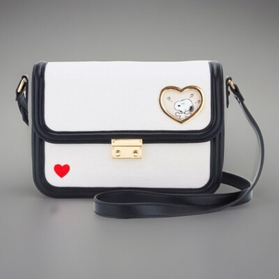 Peanuts Snoopy Hearts Crossbody Bag SEALED. NWT - EXCLUSIVE.