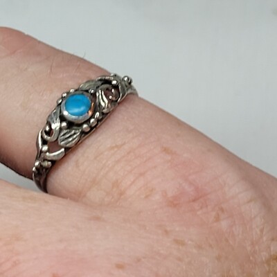 Rare belle bague vintage en argent massif - Montres & Bijoux
