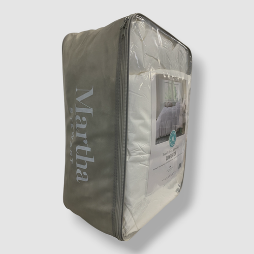 Martha Stewart White Tencel Down Alternative King Size Comforter| 106 x 90." - Bild 4 von 5