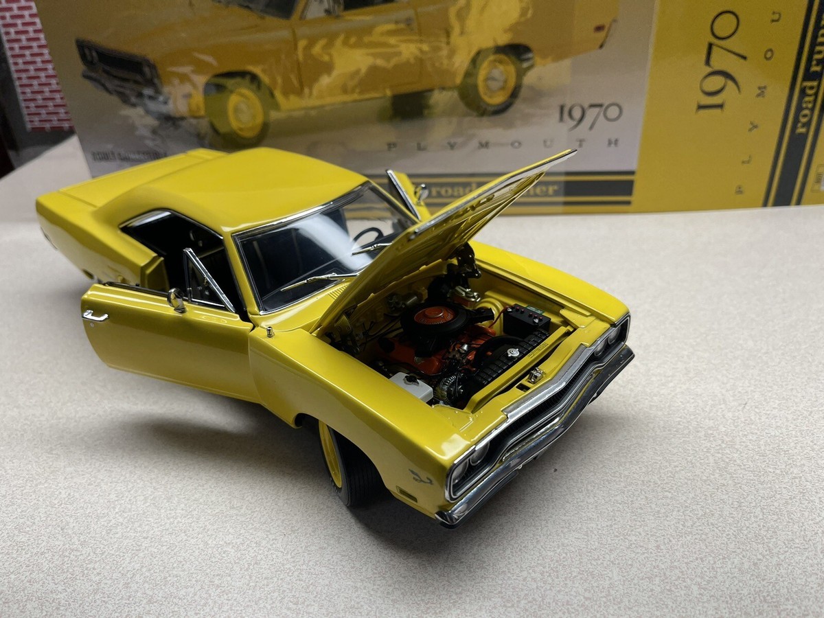 1/18 GMP 1970 ROAD RUNNER YELLOW LEMON TWIST BLEMISHED #0281 See