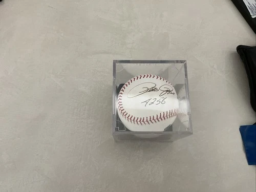 Pete Rose Authentic Autographed Baseball Ball