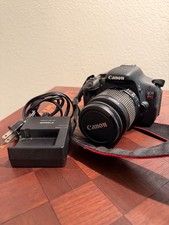 Canon EOS Rebel T3i Camera w/ 18-55mm Les