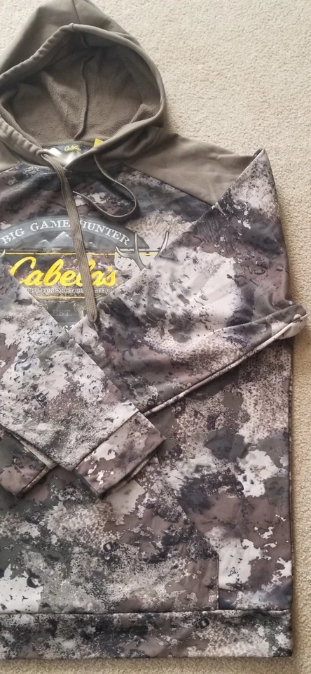 CABELAS EST 1961 CAMOUFLAGE HOODIE  SIZE XL TG. EUC  - Image 3 of 4