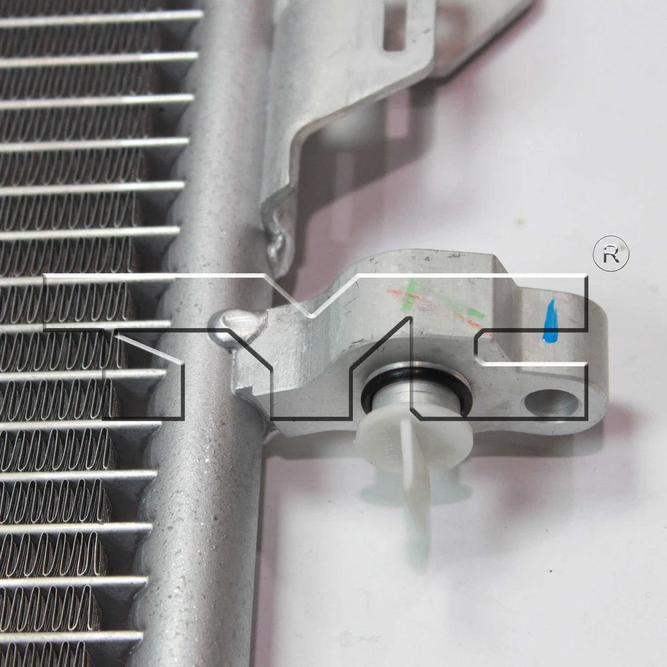 Condensador de aire acondicionado para Volvo XC90 2005-2014 2006 2007 2008 2009 2010 2011 2012 TYC Foto 4 de 4