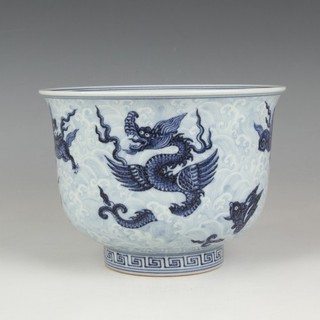 Chinese Antique Blue and White Porcelain Bowl with Dragon Pattern