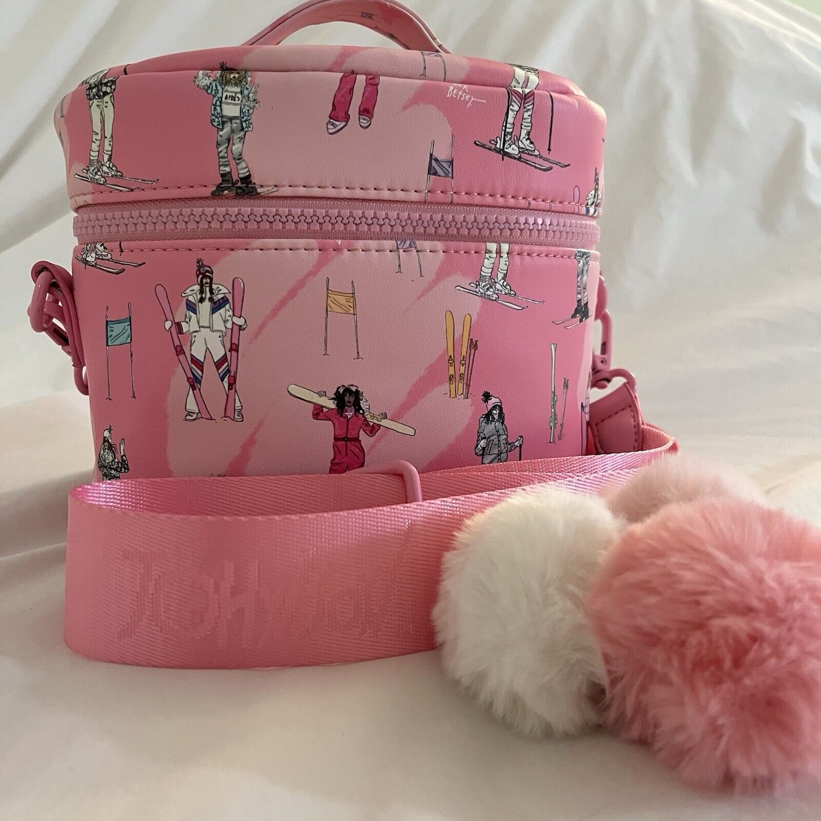 BETSEY JOHNSON XOX BETSEY Pink Ski Snowboard Puffy Crossbody Accessories Bag