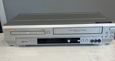 SYLVANIA SSD803 DVD/VHS VCR Combo Player No Remote PARTS ONLY BROKEN POWERS ON